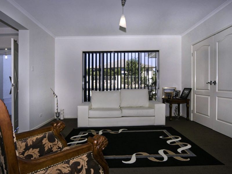 27 Maidenwell Rd, Ormeau QLD 4208