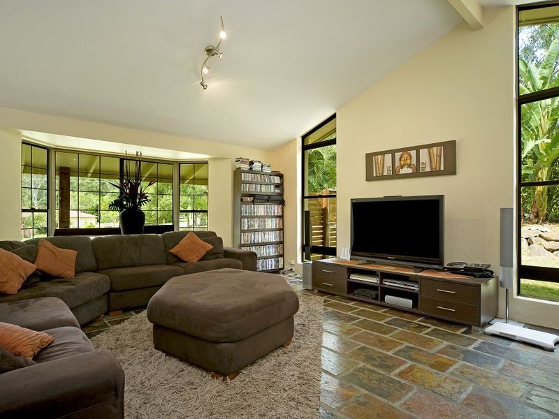 6 Warrawee Way, Pimpama QLD 4209