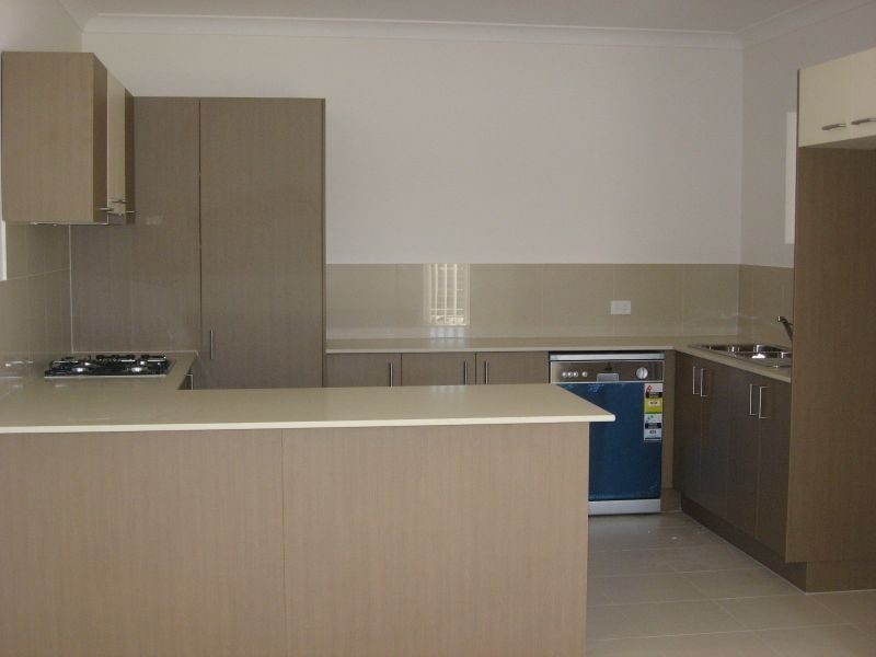 1/31 Emmaville Cres, Ormeau QLD 4208