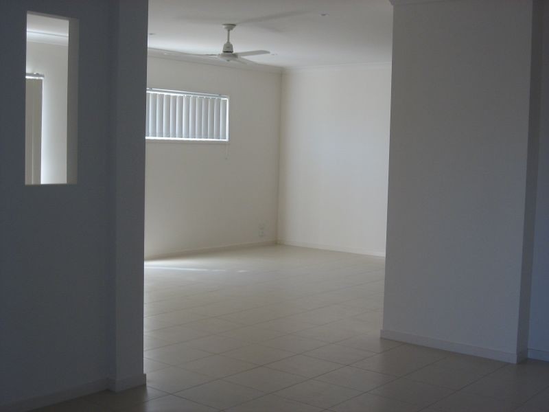 1/31 Emmaville Cres, Ormeau QLD 4208