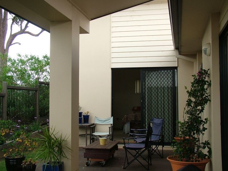 2/22 Hazelmere Cres, Ormeau QLD 4208