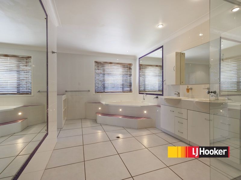 19 Vaughan Dr, Ormeau QLD 4208