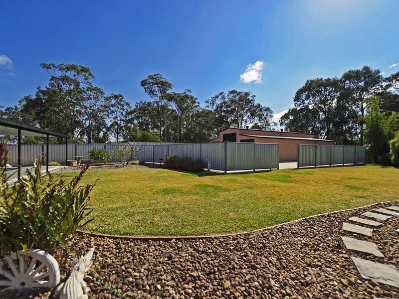 19 Vaughan Dr, Ormeau QLD 4208