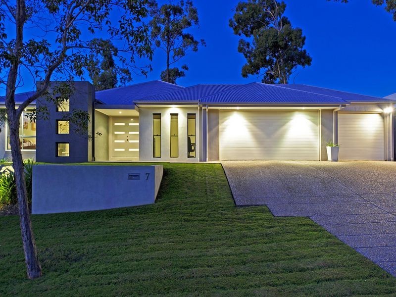 7 Flaxton St, Ormeau QLD 4208