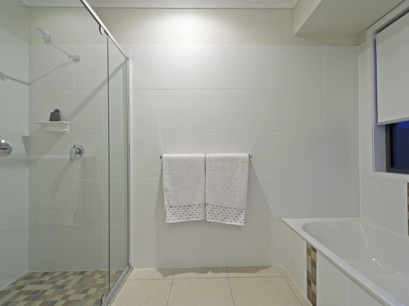 7 Flaxton St, Ormeau QLD 4208