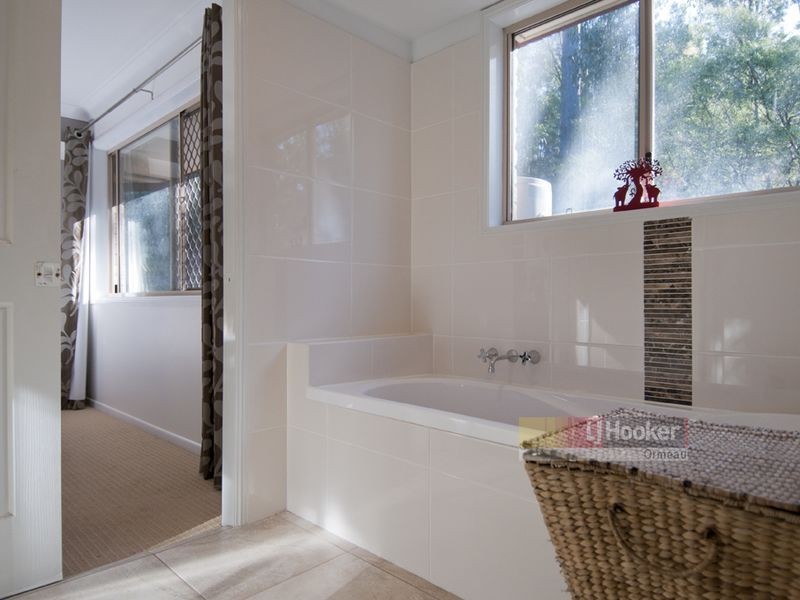 105 Peachey Rd, Ormeau QLD 4208