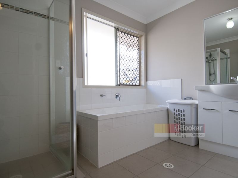 10 Yarwood Cres, Ormeau QLD 4208