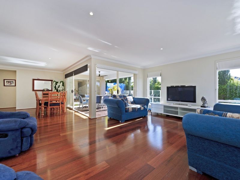 8 Helidon Gr, Ormeau QLD 4208