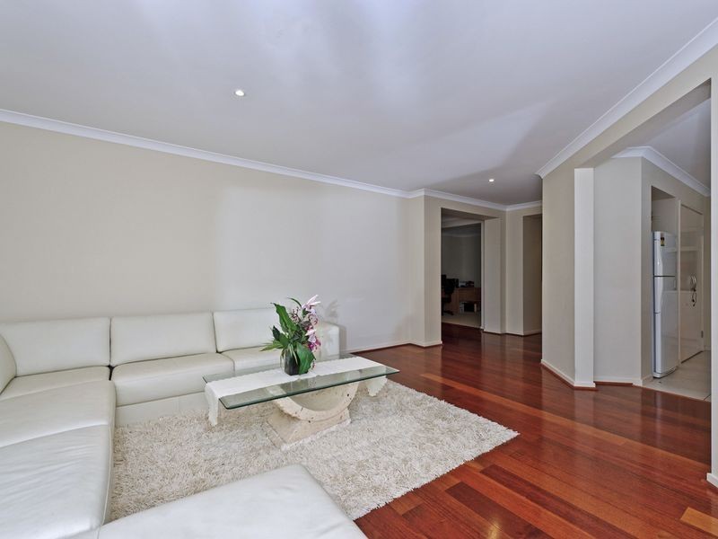 8 Helidon Gr, Ormeau QLD 4208