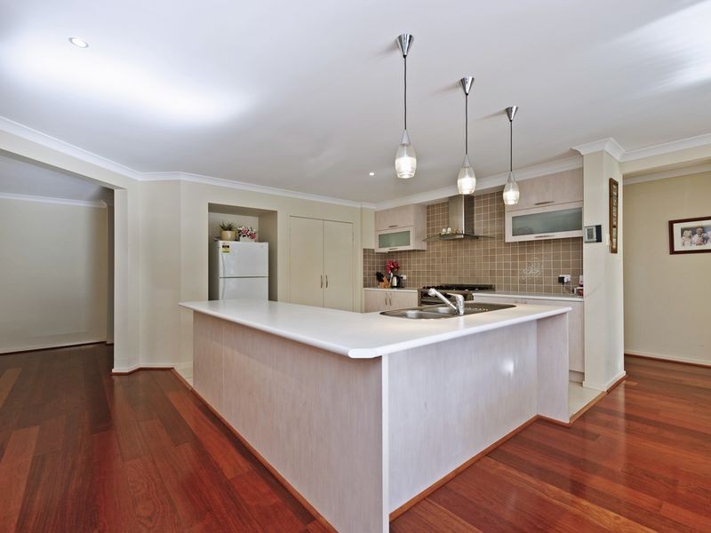 8 Helidon Gr, Ormeau QLD 4208