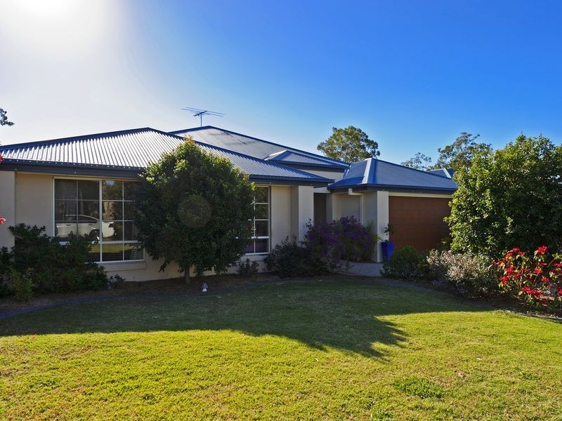 8 Helidon Gr, Ormeau QLD 4208