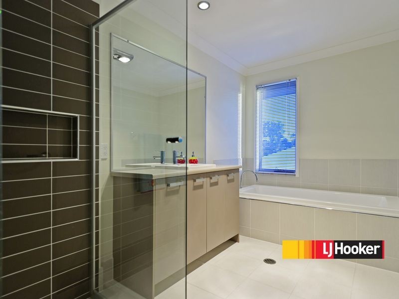 8 Katandra Cres, Ormeau QLD 4208