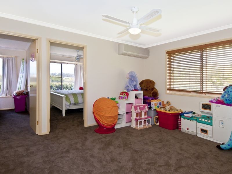 6-8 Kismet Crt, Yatala QLD 4207