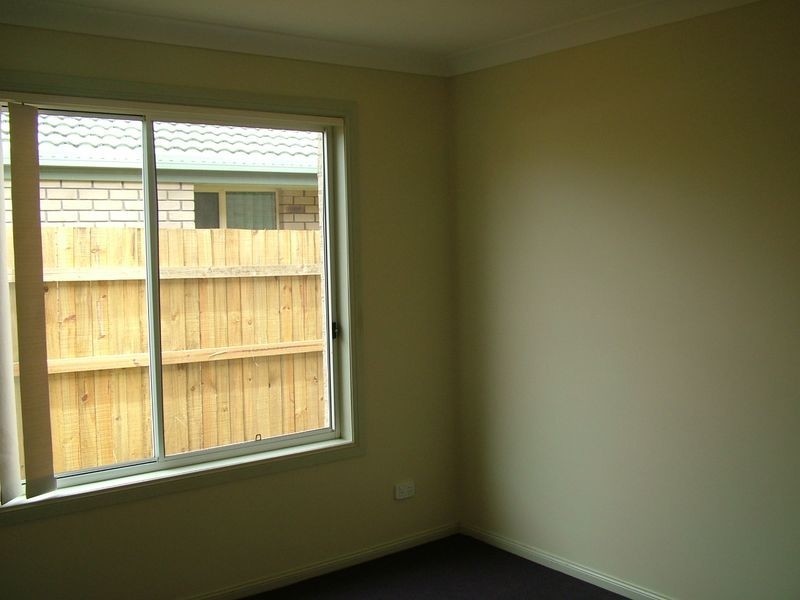 27B Conebush Cct, Ormeau QLD 4208