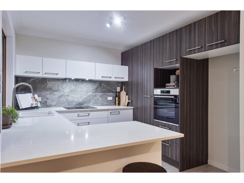 9 Carolyn Street, Upper Coomera QLD 4209