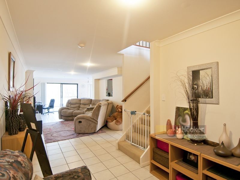 2/9 Carallia Ct, Ormeau QLD 4208