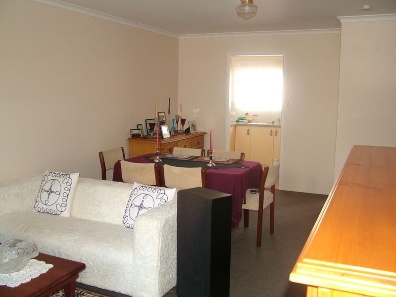 2/1 Albert St, Eagleby QLD 4207