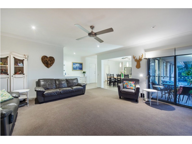 12 Jaxson Terrace, Pimpama QLD 4209