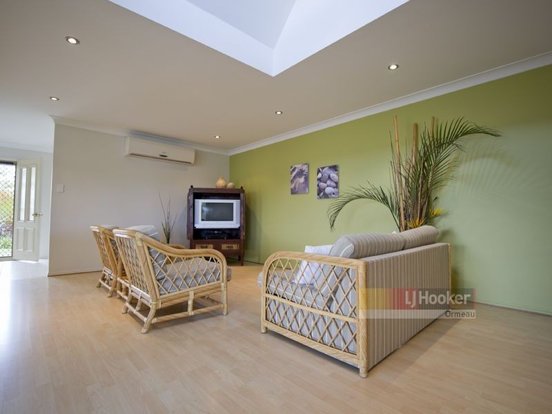 1 Macadamia Dr, Ormeau QLD 4208