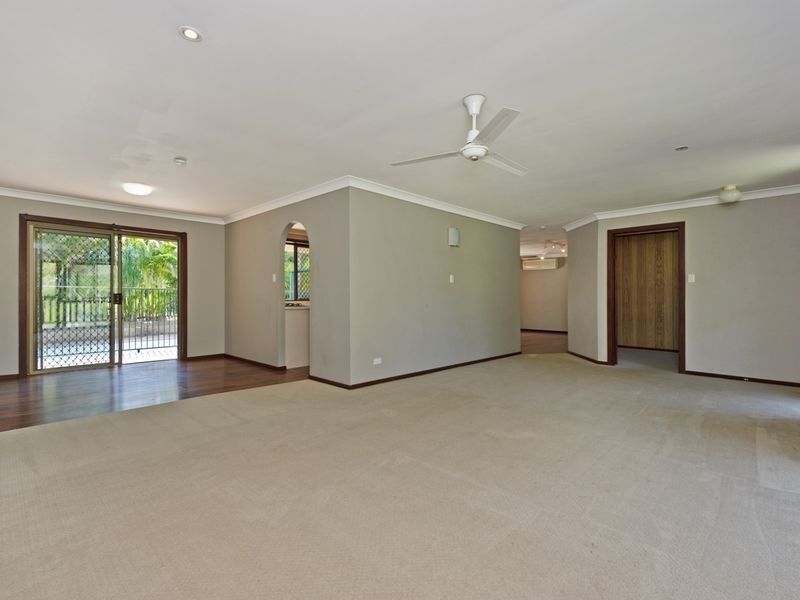 26 Glenview Rd, Upper Coomera QLD 4209