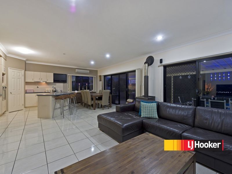 72 Halfway Dr, Ormeau QLD 4208