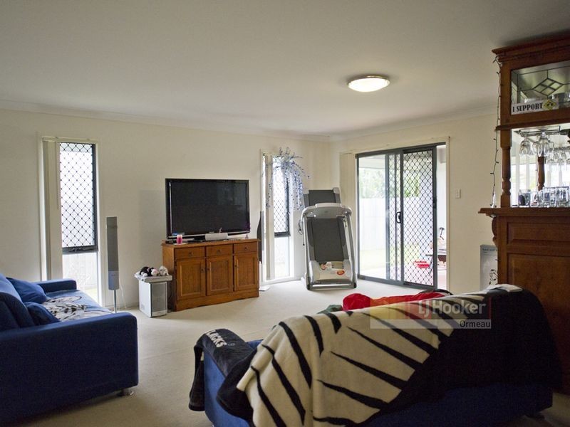 8 Hazelmere Cr, Ormeau QLD 4208