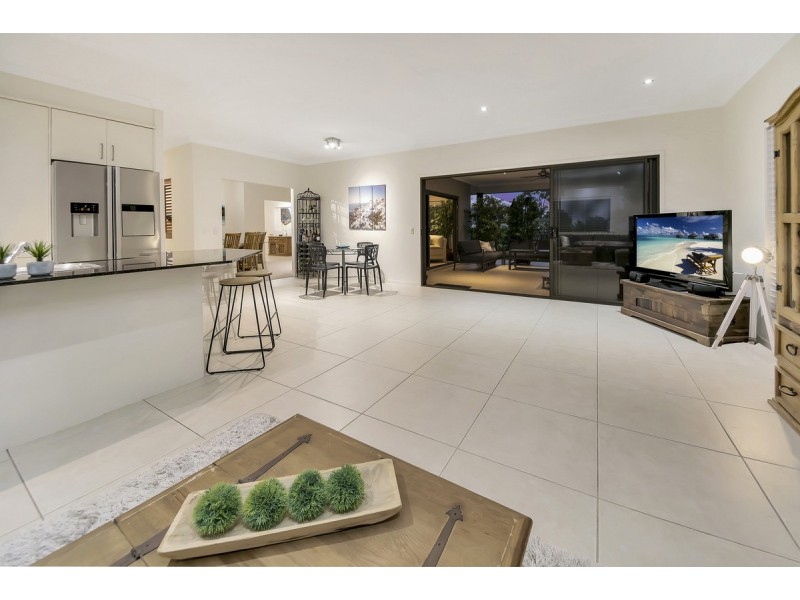 4 Cedarton Crescent, Ormeau QLD 4208