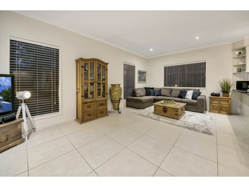 4 Cedarton Crescent, Ormeau QLD 4208