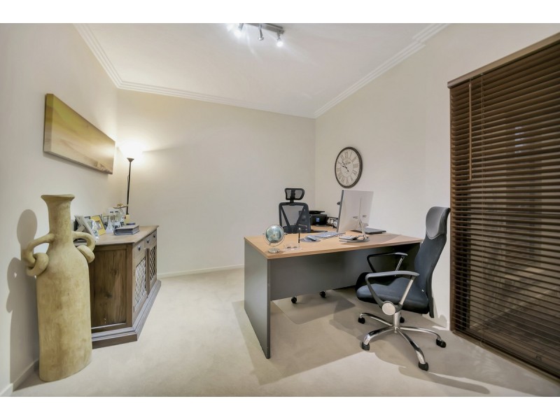 4 Cedarton Crescent, Ormeau QLD 4208