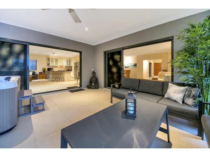 4 Cedarton Crescent, Ormeau QLD 4208
