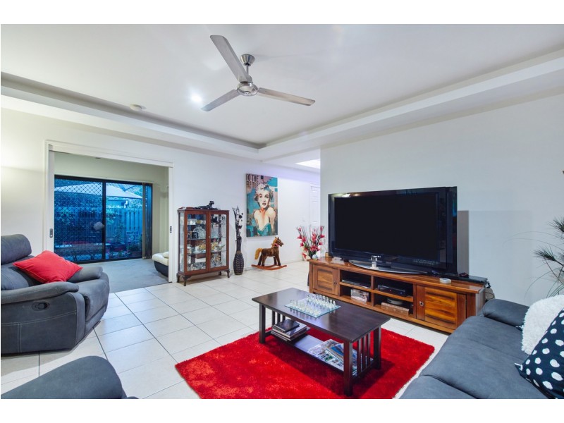 25 Achievement Drive, Ormeau QLD 4208