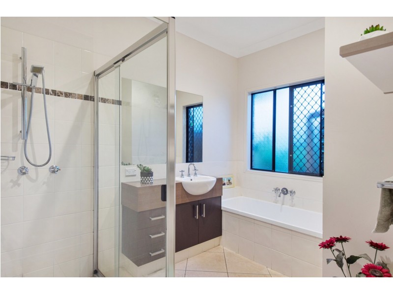 25 Achievement Drive, Ormeau QLD 4208