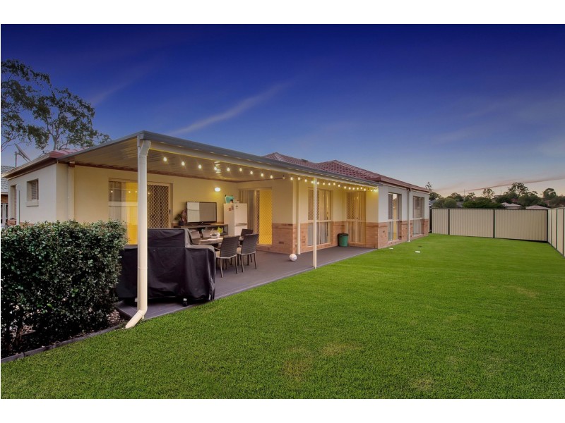 17 Bedivere Drive, Ormeau QLD 4208