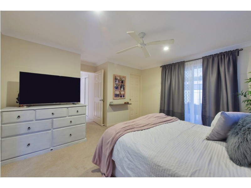 17 Bedivere Drive, Ormeau QLD 4208