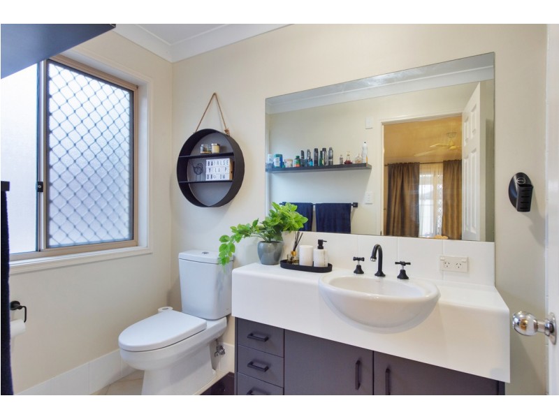 17 Bedivere Drive, Ormeau QLD 4208