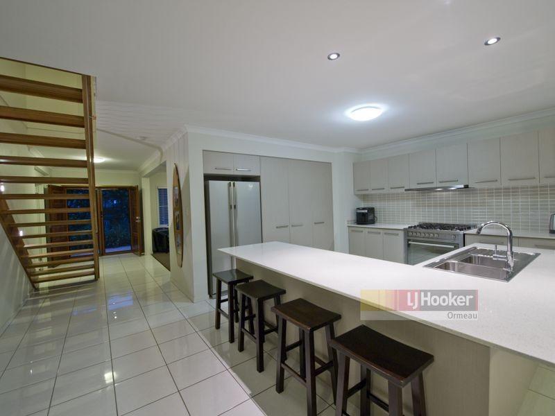 6 Peachester Close, Ormeau QLD 4208