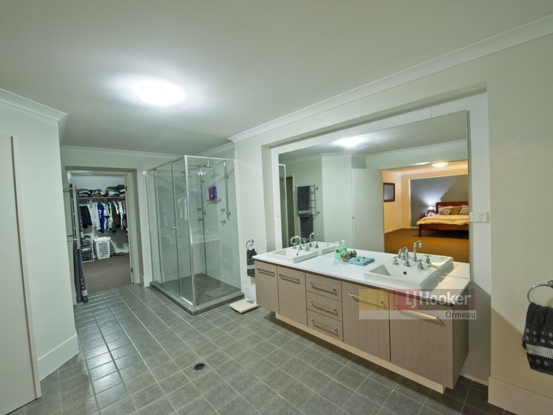 6 Peachester Close, Ormeau QLD 4208