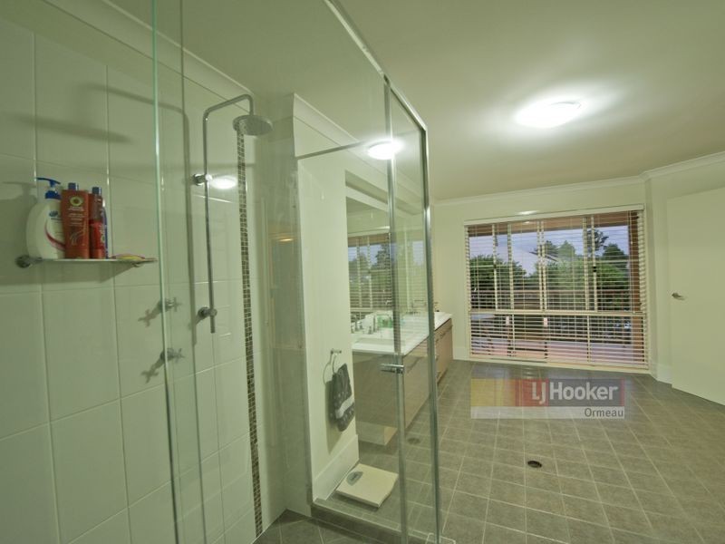 6 Peachester Close, Ormeau QLD 4208