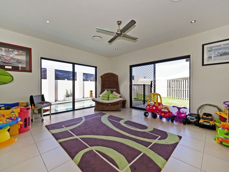 7 Summerlea Cres, Ormeau QLD 4208
