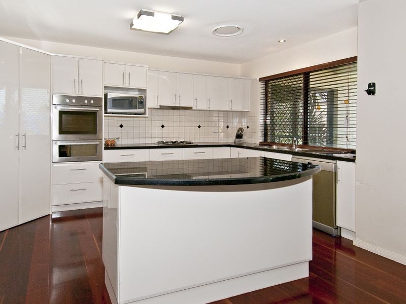 66 Ageston Rd, Alberton QLD 4207