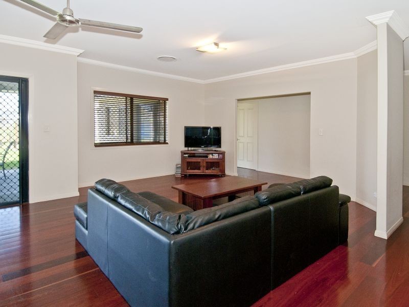 66 Ageston Rd, Alberton QLD 4207