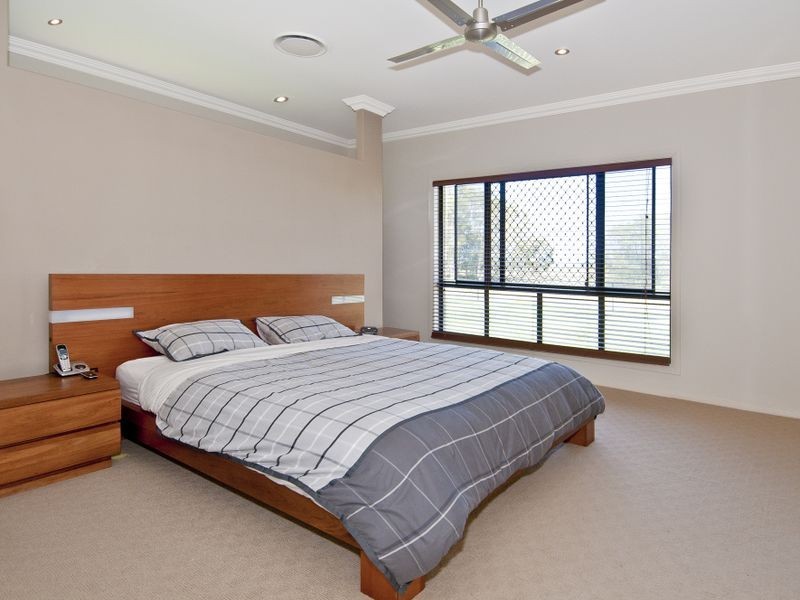 66 Ageston Rd, Alberton QLD 4207