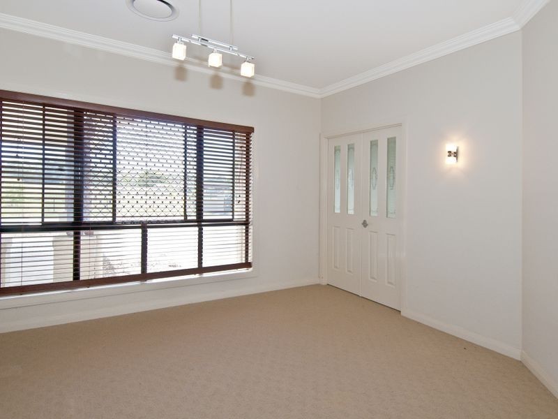 66 Ageston Rd, Alberton QLD 4207