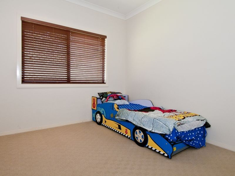 66 Ageston Rd, Alberton QLD 4207