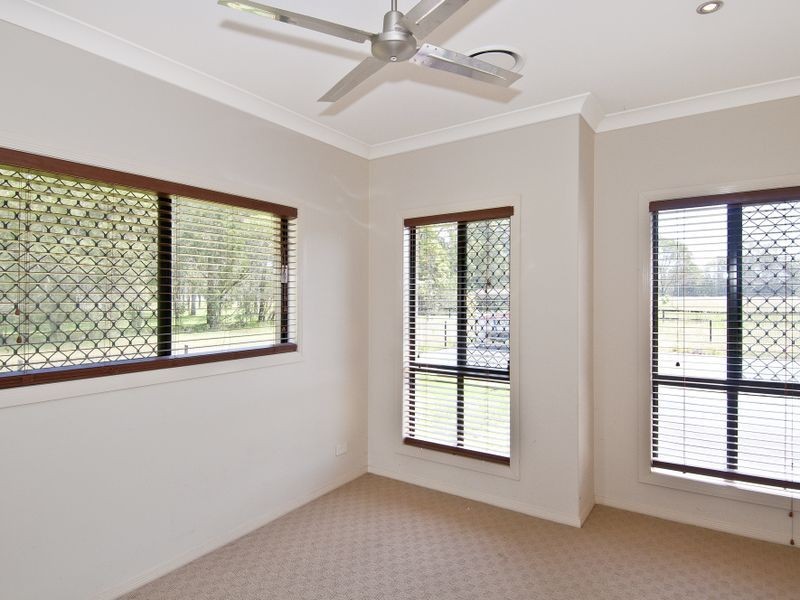66 Ageston Rd, Alberton QLD 4207