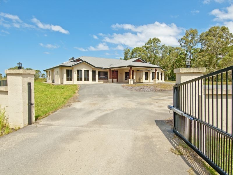 66 Ageston Rd, Alberton QLD 4207