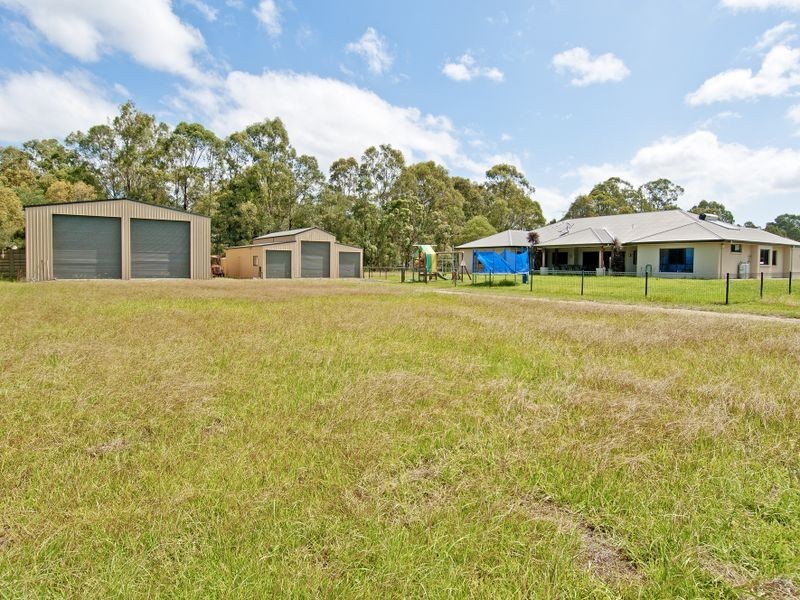 66 Ageston Rd, Alberton QLD 4207