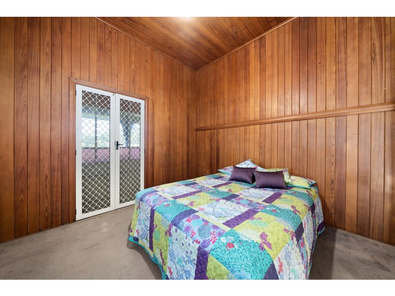 37 Johnstone Road, Stapylton QLD 4207