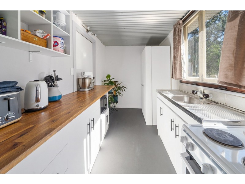 37 Johnstone Road, Stapylton QLD 4207