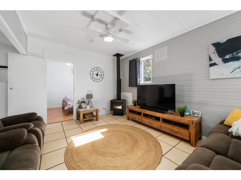 37 Johnstone Road, Stapylton QLD 4207